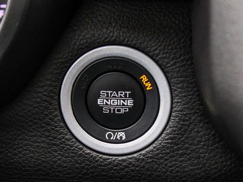 Used 2022 RAM 1500 Laramie AWD/4WD image 30