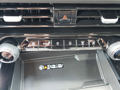 New 2026 Chevrolet Tahoe Premier RWD image 27