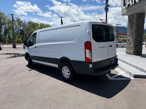 Used 2019 Ford Transit 250 130 Low Roof RWD image 9