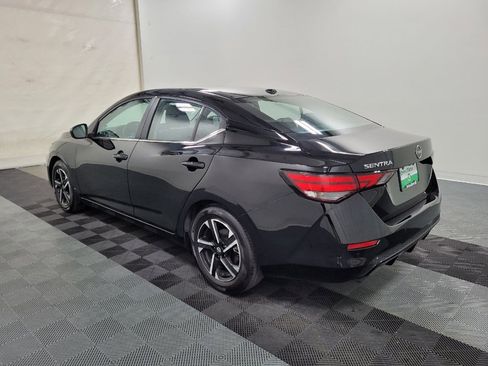 Used 2025 Nissan Sentra SV FWD image 3