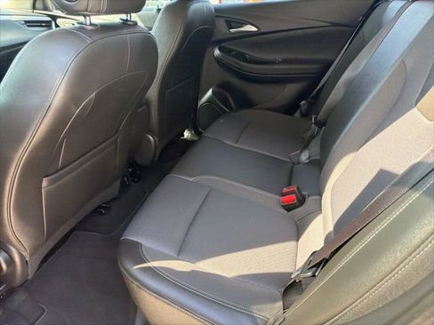 Used 2025 Buick Encore GX Preferred FWD image 18