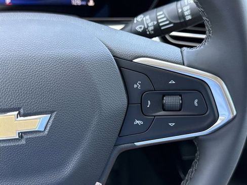 New 2026 Chevrolet Trax LT w/ Driver Confidence Package FWD image 39