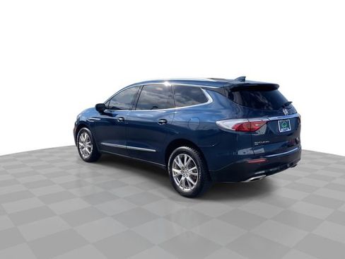 Used 2023 Buick Enclave Essence w/ Experience Buick Package AWD/4WD image 6