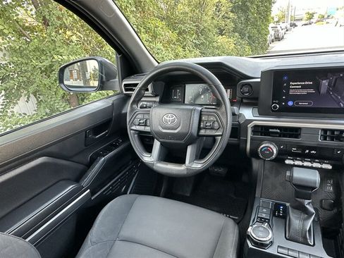 Used 2024 Toyota Tacoma SR5 AWD/4WD image 46