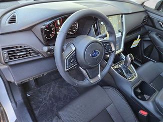Used 2025 Subaru Outback Premium w/ Popular Package #1A video 3