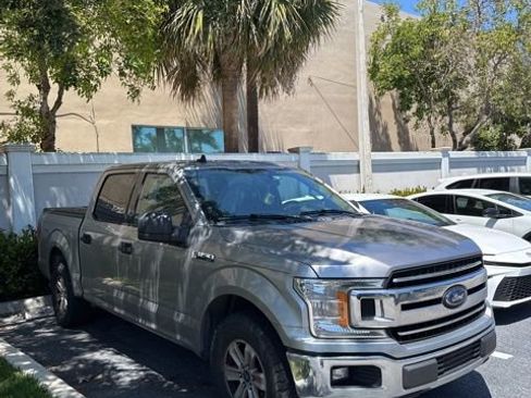 Used 2020 Ford F150 XLT w/ Equipment Group 301A Mid RWD image 5