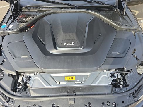 Used 2022 BMW i4 eDrive40 image 30