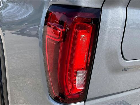 Used 2025 GMC Sierra 1500 Denali Ultimate image 29