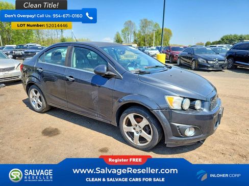 Used 2014 Chevrolet Sonic LTZ FWD image 5