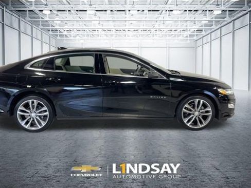 Used 2024 Chevrolet Malibu LT FWD image 2