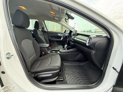 Used 2023 Kia Forte LXS FWD image 23