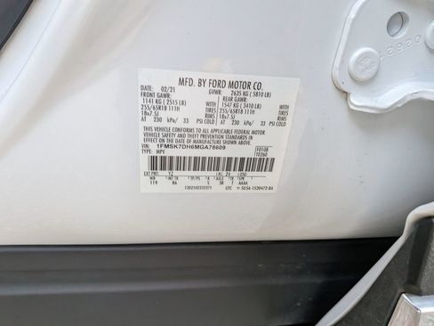 Used 2021 Ford Explorer XLT image 36