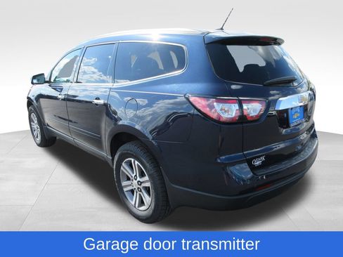 Used 2015 Chevrolet Traverse LT FWD image 3