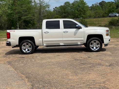 Used 2015 Chevrolet Silverado 1500 LTZ Z71 w/ LTZ Plus Package image 6