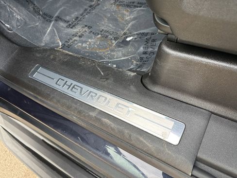 Used 2023 Chevrolet Suburban LT image 14