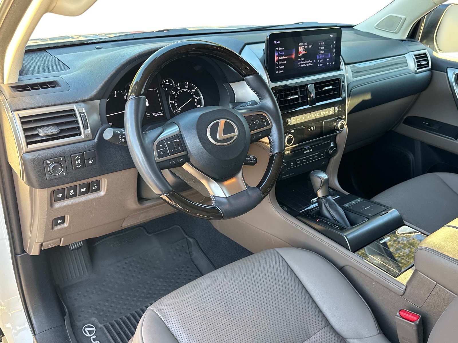 Certified 2023 Lexus GX 460 Premium w/ Premium Package AWD/4WD image 22