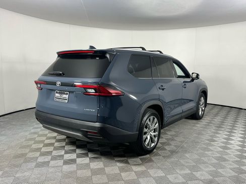Used 2025 Toyota Grand Highlander FWD image 7