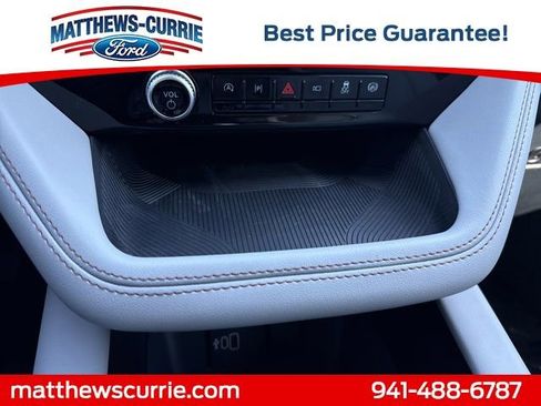 New 2026 Ford Explorer Active w/ Active Comfort Package image 21