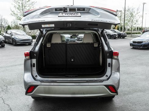 Used 2020 Toyota Highlander Platinum AWD/4WD image 38