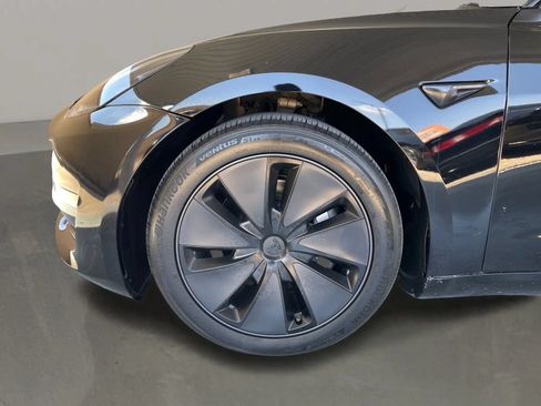 Used 2023 Tesla Model 3 Standard Range RWD image 9