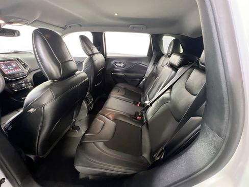 Used 2022 Jeep Cherokee Trailhawk w/ Trailer Tow Group image 23