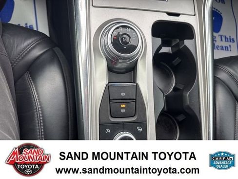 Used 2020 Ford Explorer Platinum image 22