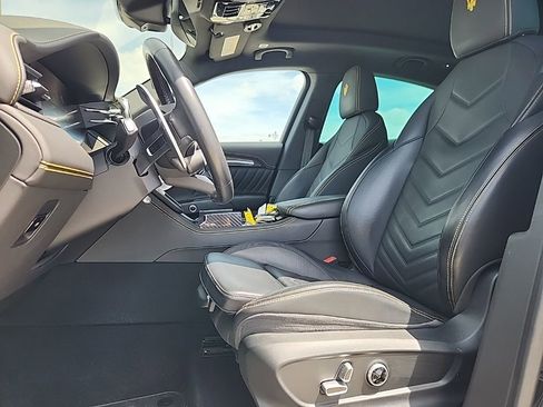 Used 2023 Maserati Grecale Modena image 2