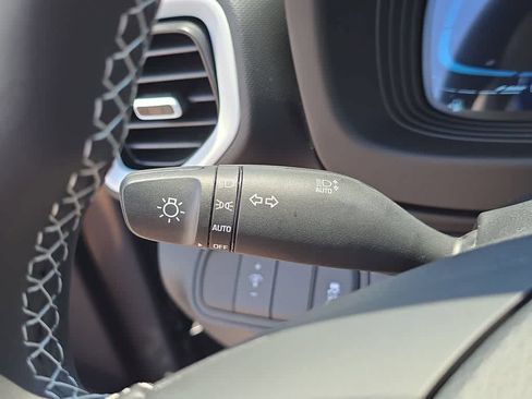 New 2026 Hyundai Venue SEL FWD image 28