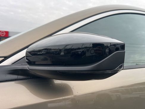 New 2026 Nissan Sentra SV w/ SV Convenience Package FWD image 10