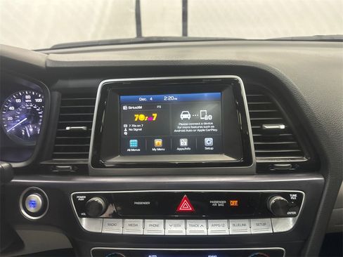 Used 2019 Hyundai Sonata Limited image 29