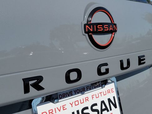 New 2026 Nissan Rogue SV AWD/4WD image 16