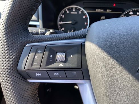 New 2026 Mitsubishi Outlander LE AWD/4WD image 16