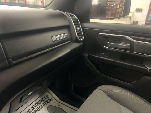 Used 2019 RAM 1500 Big Horn image 32