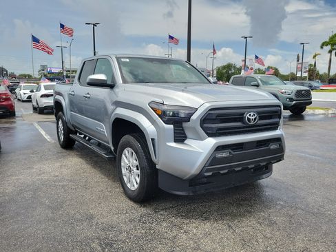Used 2024 Toyota Tacoma SR5 RWD image 2