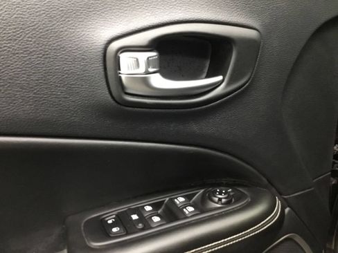 Used 2021 Jeep Compass Latitude AWD/4WD image 7