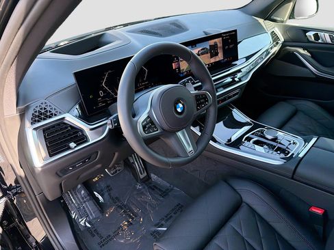 New 2026 BMW X5 xDrive40i w/ M Sport Package AWD/4WD image 25