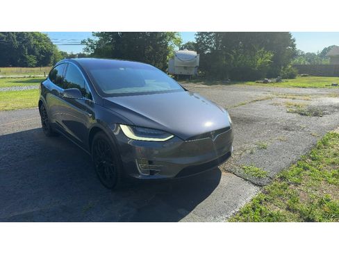 Used 2020 Tesla Model X Long Range AWD/4WD image 6