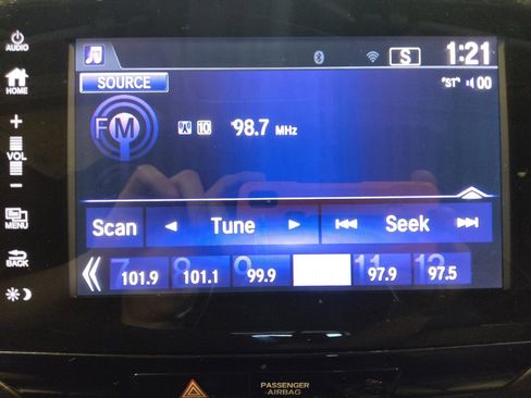 Used 2017 Honda Pilot EX-L image 25