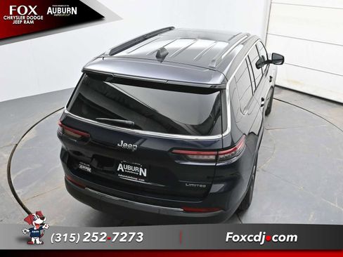 Used 2023 Jeep Grand Cherokee L Limited image 29