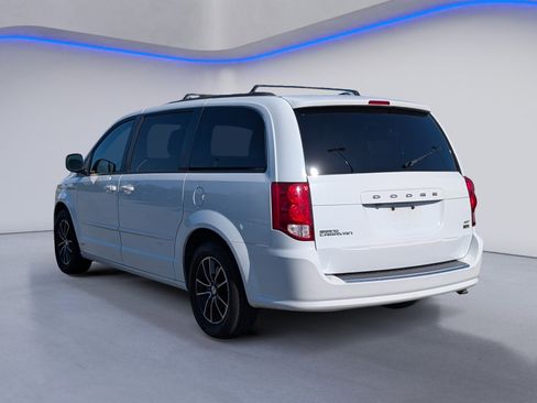 Used 2017 Dodge Grand Caravan GT image 7