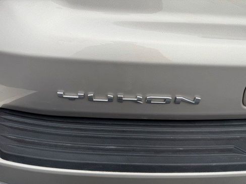 Certified 2023 GMC Yukon XL Denali Ultimate w/ LPO, Floor Liner Package image 5