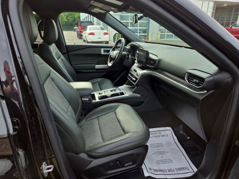 Used 2023 Ford Explorer Timberline w/ Timberline Technology Package AWD/4WD image 12