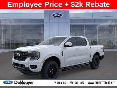 New 2025 Ford Ranger Lariat w/ Black Appearance Package AWD/4WD image 1