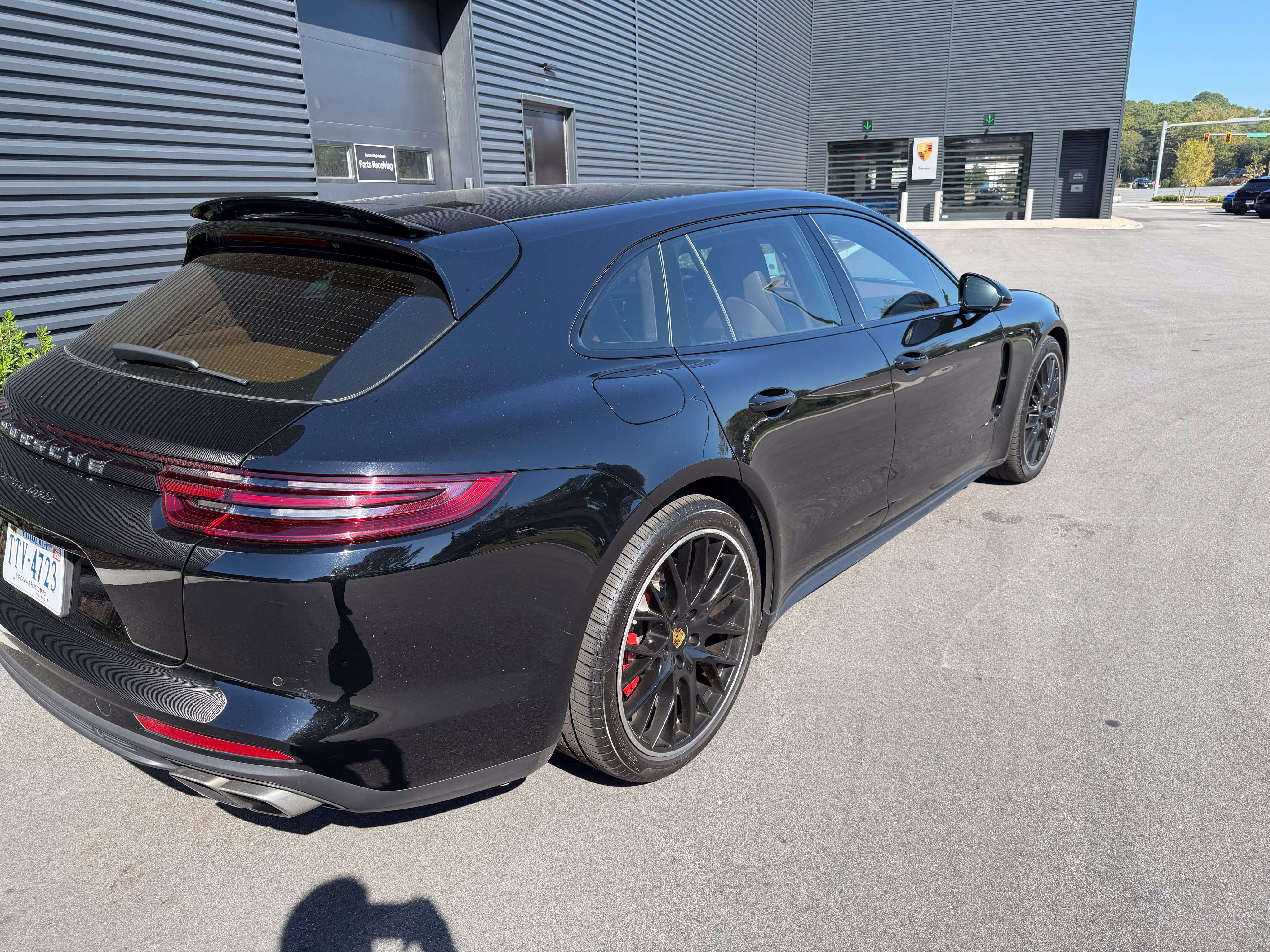 Used 2018 Porsche Panamera Turbo Sport Turismo AWD/4WD image 3