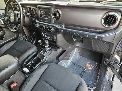 Used 2018 Jeep Wrangler Unlimited Sport S image 21