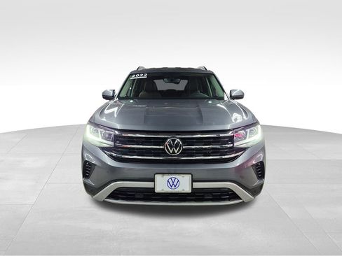 Certified 2022 Volkswagen Atlas SE image 2