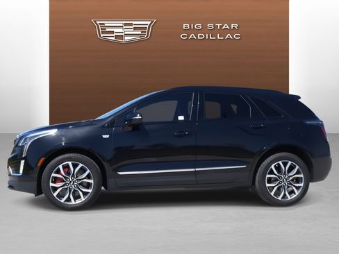 Used 2023 Cadillac XT5 Sportv w/ Platinum Package AWD/4WD image 2