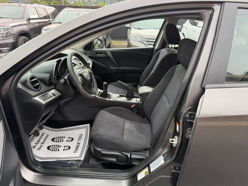 Used 2010 MAZDA MAZDA3 i Touring FWD image 8