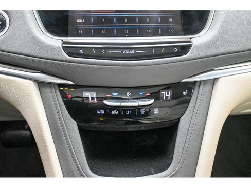 Used 2017 Cadillac XT5 Luxury w/ Driver Awareness Package image 42