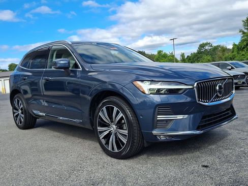 Certified 2023 Volvo XC60 B5 Plus w/ Climate Package AWD/4WD image 1